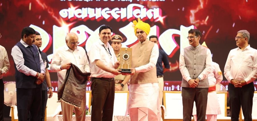 Dr. Rahul Padwal